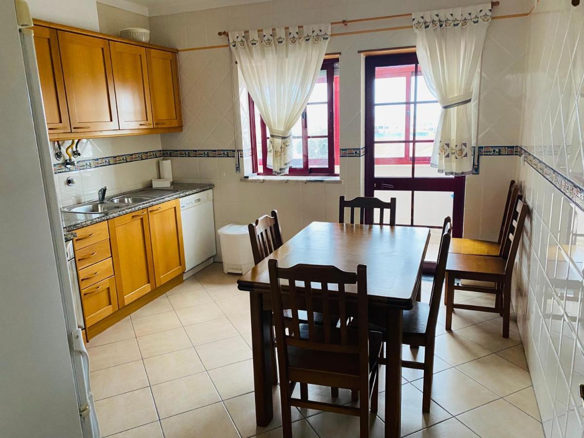 Swordfish Beach Apartment Peniche Exterior foto